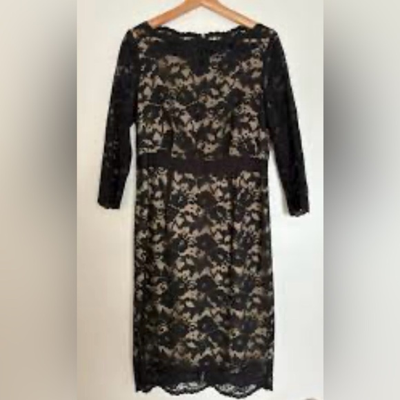 Elegant Black Lace Dress - Picture 7 of 9